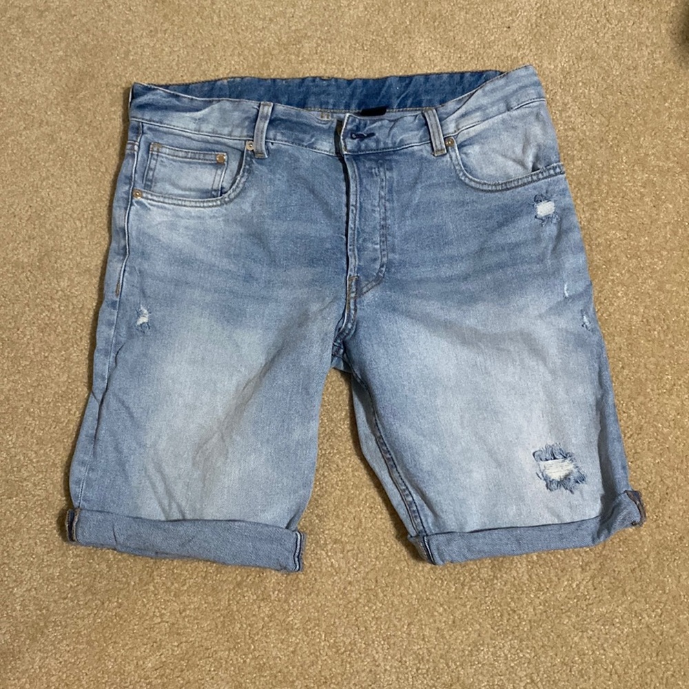 Denim shorts size 33 NWOT